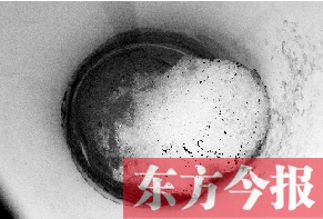 白雪融化時(shí) 灰霾現(xiàn)了形 兩會上“治霾”提案井噴 白雪融化時(shí) 灰霾現(xiàn)了形 兩會上“治霾”提案井噴