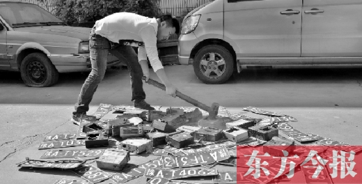 “老的哥”揭“黑車”猖獗原因，建議倒查假車牌、出租車使用機打發(fā)票