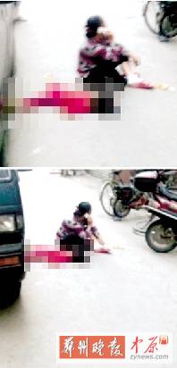 　媽媽哭著坐在旁邊打電話，孩子的爸爸還在三門峽打工。