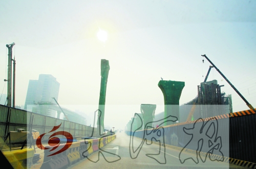 　三環(huán)大“項(xiàng)圈”，西、北兩段預(yù)計(jì)年底通車