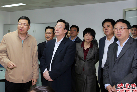 5月9日上午11點10分，河南省委書記郭庚茂一行來到映象網(wǎng)視察。映象網(wǎng)記者 邵恰 段晉哲攝