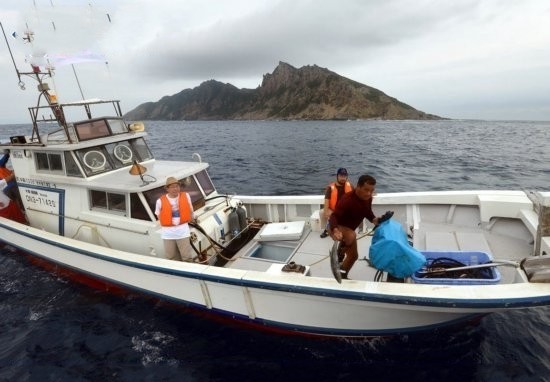 日30名右翼分子前往釣魚島滋事 我海監(jiān)巡航驅(qū)離 日30名右翼分子前往釣魚島滋事 我海監(jiān)巡航驅(qū)離