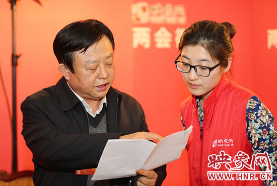 全國(guó)人大代表喬彬接受映象網(wǎng)采訪。