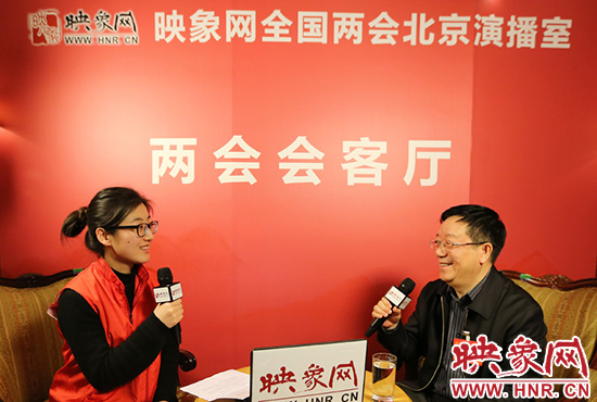 全國人大代表鄭永和做客映象網(wǎng)全國兩會北京直播室。