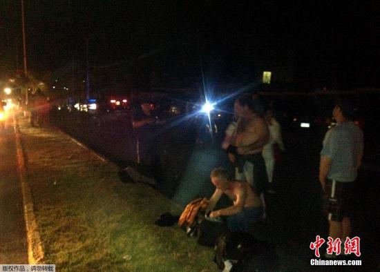 智利沿海8級(jí)強(qiáng)震引發(fā)兩米高海嘯 居民緊急撤離 智利沿海8級(jí)強(qiáng)震引發(fā)兩米高海嘯 居民緊急撤離