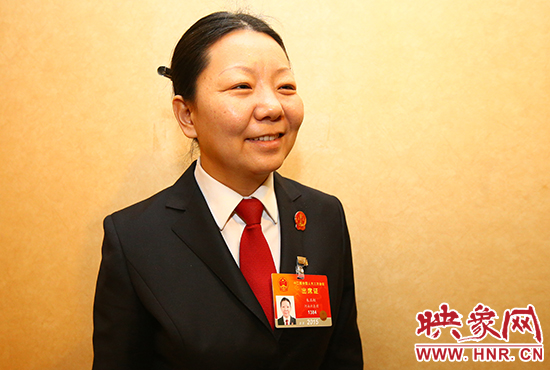 全國(guó)人大代表、河南省寶豐縣人民法院副院長(zhǎng)、鬧店鎮(zhèn)法庭庭長(zhǎng)朱正栩