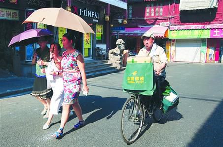 午后兩三點(diǎn)臭氧污染最嚴(yán)重，市民盡量避免戶外活動(dòng)。