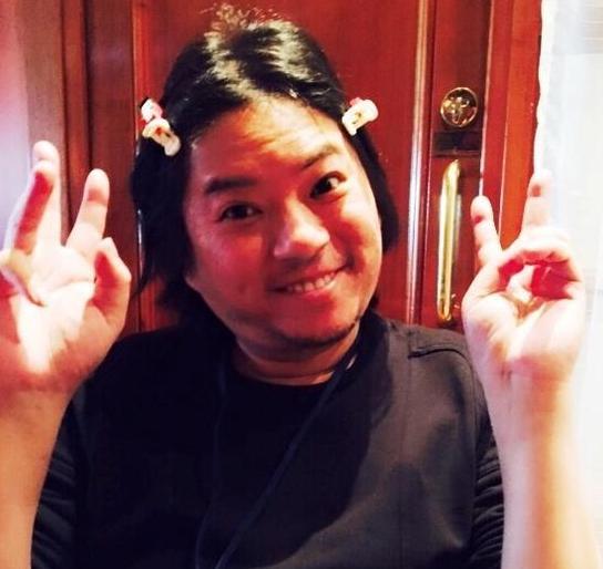 有一種傷害叫高曉松的自拍。