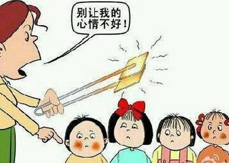 又是精神??？補課孩子遭棒擊 女老師下此毒手原因為何？