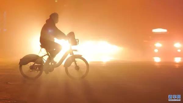 防霾口罩甲醛超標?記者實測:含量符合國標要求