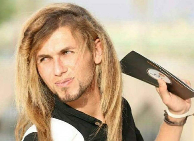 金發(fā)男模疑因長太帥被亂刀砍死 生前正準(zhǔn)備選美 金發(fā)男模疑因長太帥被亂刀砍死 生前正準(zhǔn)備選美