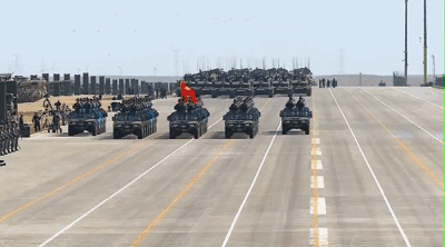日本網(wǎng)友第一次看中國(guó)建軍節(jié)閱兵直播 啥反應(yīng)？