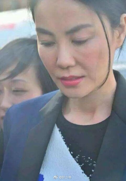 路人鏡頭下的王菲 路人鏡頭下的王菲