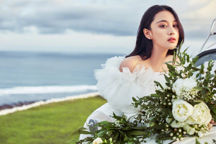 張馨予的婚紗成了淘寶爆款，知道價(jià)格后讓人大跌眼鏡！