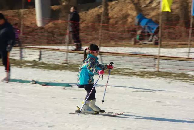 這幾個(gè)帥氣的姿勢(shì)，真的像專(zhuān)業(yè)級(jí)選手了呢