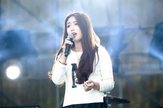 河南超女十強(qiáng)——張?chǎng)? complete=