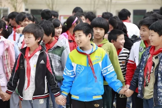 合唱《明天會更好》 合唱《明天會更好》