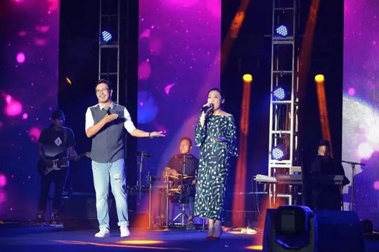 王騰霄、王曉序《制造浪漫》