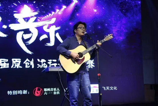 019號(hào) 李晉《十月迷城》 019號(hào) 李晉《十月迷城》