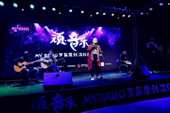 023號(hào) 陳朋《海螺姑娘》 023號(hào) 陳朋《海螺姑娘》