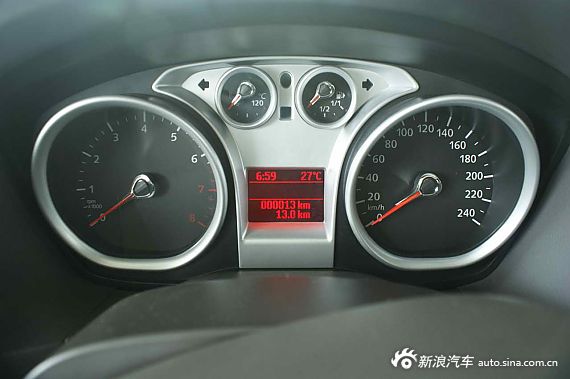 　?？怂箖蓭?jīng)典1.8MT 時尚型