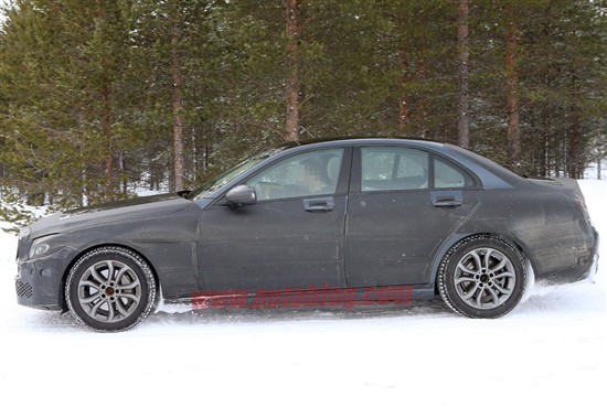 新奔馳C級諜照曝光 新奔馳C級諜照曝光