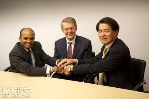福特副總裁拉茲·奈爾、戴姆勒董事托馬斯·韋伯、日產(chǎn)副總裁山下光彥