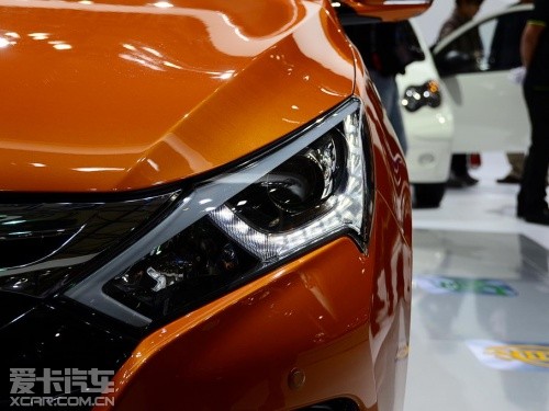 比亞迪汽車2013款秦 比亞迪汽車2013款秦