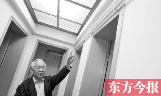 家住“湖光苑”的林老先生對改造施工不破壞裝修、注意細(xì)節(jié)很滿意