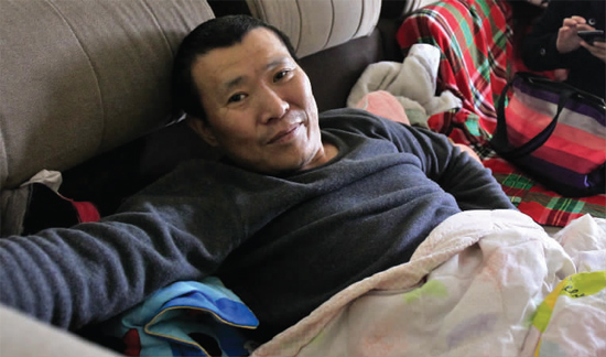 11月11日，李剛病情再次惡化，在眾多朋友的鼓勵下，他將再赴西安進行手術(shù)治療