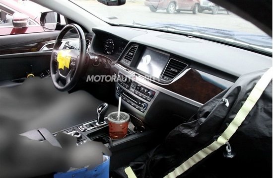 現(xiàn)代勞恩斯 現(xiàn)代勞恩斯