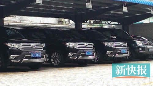 珠海煙草局停車場內(nèi)的三輛漢蘭達(dá)。