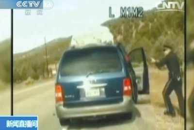 1察第一次讓費(fèi)雷爾下車。