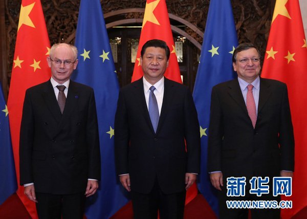 習(xí)近平會見歐洲理事會主席范龍佩和歐盟委員會主席巴羅佐。新華社記者 龐興雷 攝