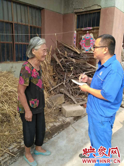 中石化葉縣分公司到幫扶村進(jìn)行幫扶入戶調(diào)查 中石化葉縣分公司到幫扶村進(jìn)行幫扶入戶調(diào)查