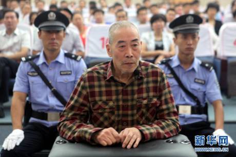 胡萬林再涉非法行醫(yī)洛陽(yáng)受審