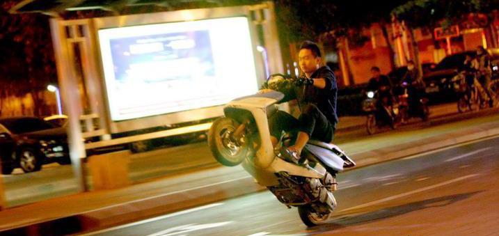 石家莊現(xiàn)深夜 石家莊現(xiàn)深夜