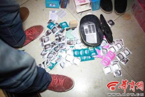 西安警方夜查城中村抓獲17名 西安警方夜查城中村抓獲17名