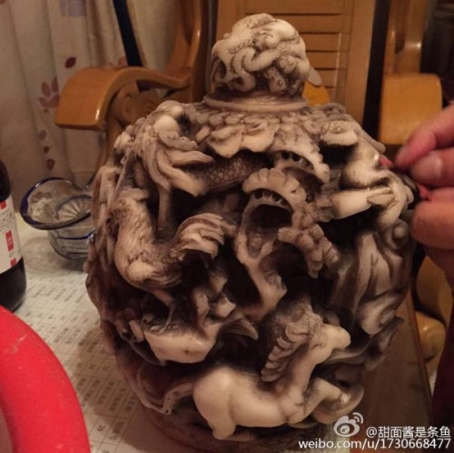 “你爸買(mǎi)的是街頭古董詐騙爆款” “你爸買(mǎi)的是街頭古董詐騙爆款”