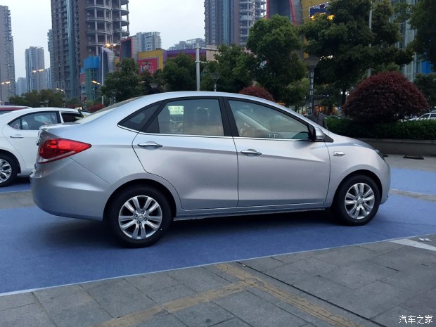 江淮瑞風A33 江淮瑞風A33