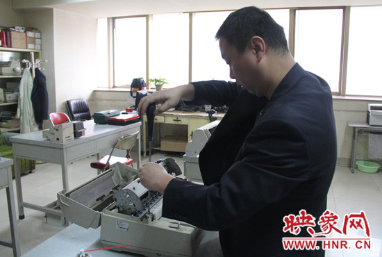 現(xiàn)在的陸涌經常被同事成為“治療疑難雜癥的行家”、“大神”