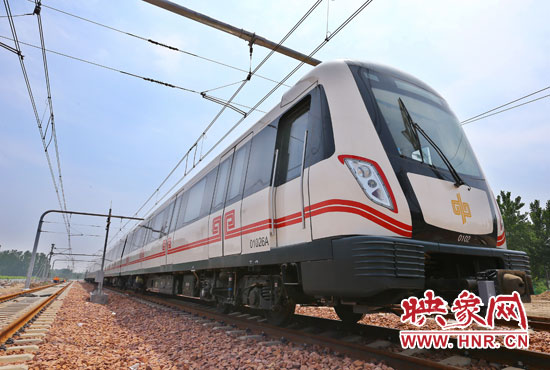 鄭州進(jìn)入“地鐵時(shí)代”，地鐵漸成交通骨干力量。