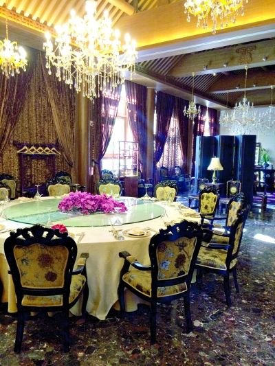  乙十六會(huì)所北海店包廂內(nèi)景。記者王文志攝