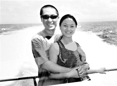 張藝謀與現(xiàn)任妻子陳婷。資料圖片