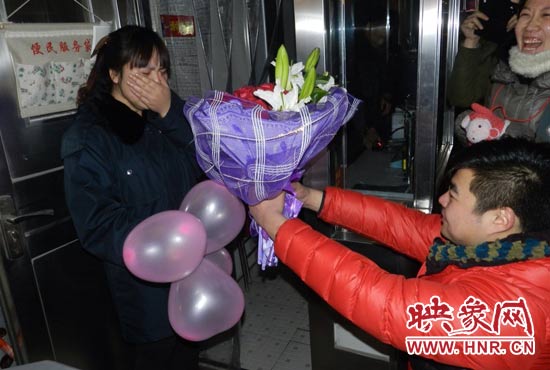 “嫁給我吧，我要愛你一生！”