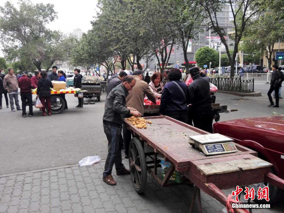 自治區(qū)和烏魯木齊市有關(guān)部門迅速處置，傷員已全部送往醫(yī)院救治。