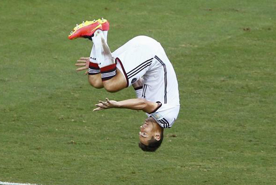 又見翻騰的克洛澤 又見翻騰的克洛澤