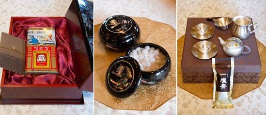 　當(dāng)?shù)貢r間2014年7月4日，韓國總統(tǒng)樸槿惠向中國國家主席習(xí)近平贈送的紅參和茶具等。