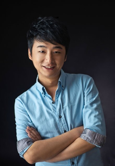 河南人民廣播電臺(tái)、搜狐體育首席特邀足球評(píng)論員