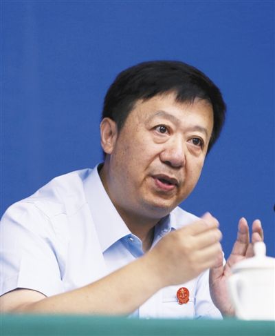 賀小榮 最高法院司法體制改革領(lǐng)導(dǎo)小組辦公室主任 賀小榮 最高法院司法體制改革領(lǐng)導(dǎo)小組辦公室主任